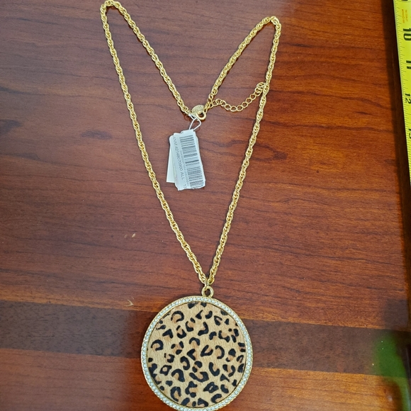 NEW Lydell NYC Leopard rhinestone Necklace - Picture 6 of 8